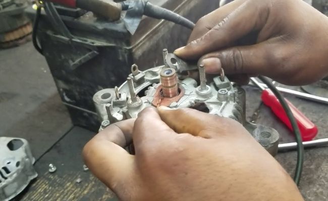 Reparación de alternador
